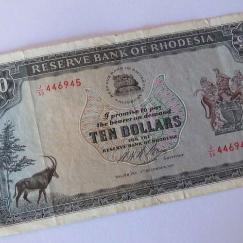 Reserve Bank of Rhodesia Ten Dollars 3 December 1975 - VF