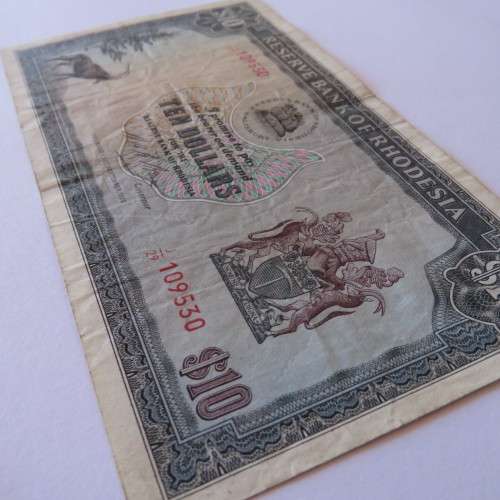 Reserve Bank Rhodesia Ten Dollars 15 September 1975 VF
