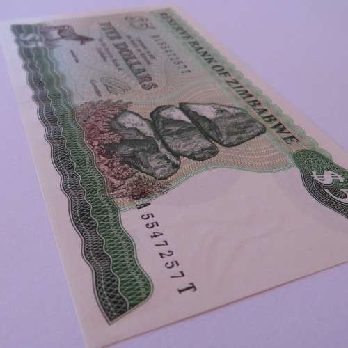 Zimbabwe 4th issue Five Dollars Harare 1994 uncirculated ZW16