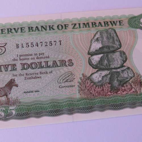 Zimbabwe 4th issue Five Dollars Harare 1994 uncirculated ZW16