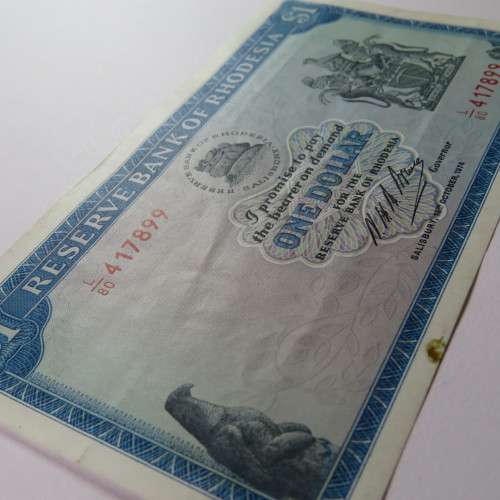 Reserve Bank of Rhodesia One Dollar 15 October 1974 EF