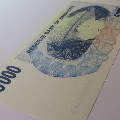 Zimbabwe Bearer cheque issued 1/2/2007 uncirculated $5000 AA0454300 ZW 77