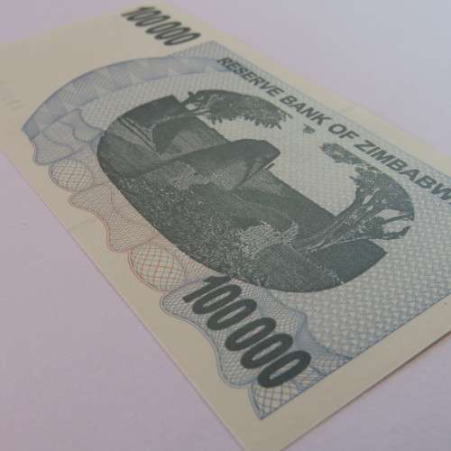 Zimbabwe Bearer cheque 1-8-2006 $100000 AW 2795917