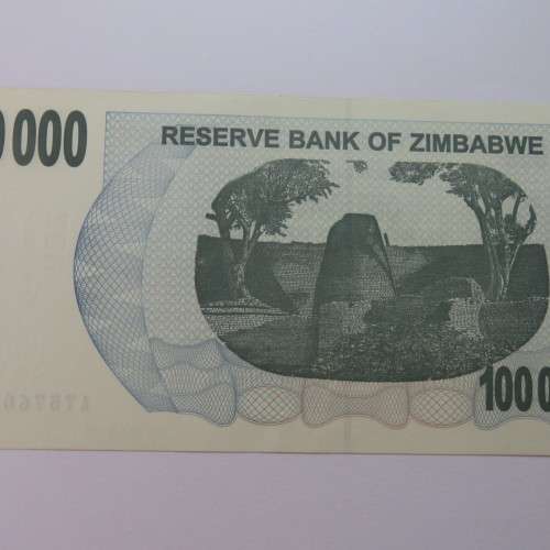 Zimbabwe Bearer cheque 1/8/2006 $100000 uncirculated AT5760379 ZW 82