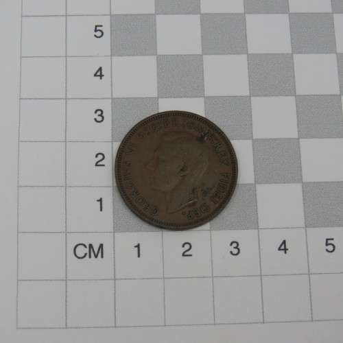 Great Britain lot of 7 half pennies dated between 1938 and 1952