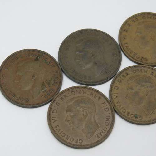 Great Britain lot of 7 half pennies dated between 1938 and 1952