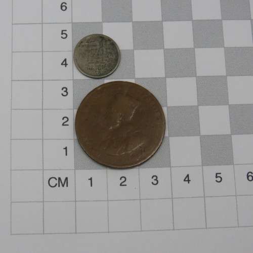 Lot of 10 International coins - All different