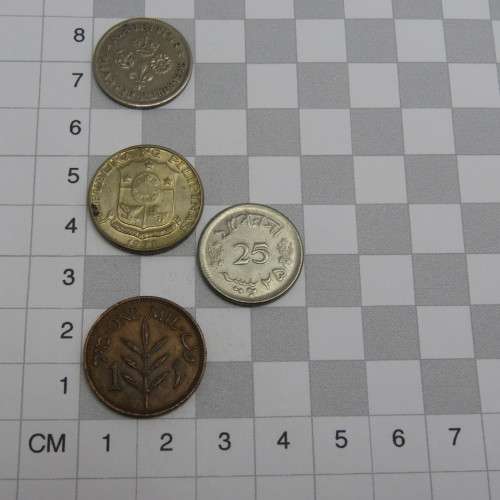 Lot of 10 world coins - All different