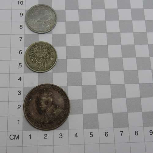 Lot of 10 world coins - All different