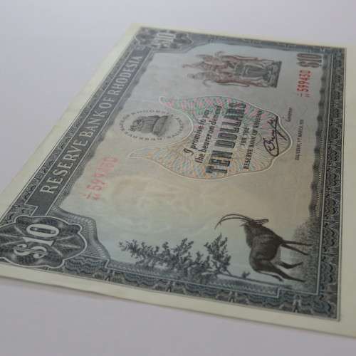 Reserve Bank of Rhodesia Ten Dollars 1 March 1976 AU+ (UNC with centre dent)