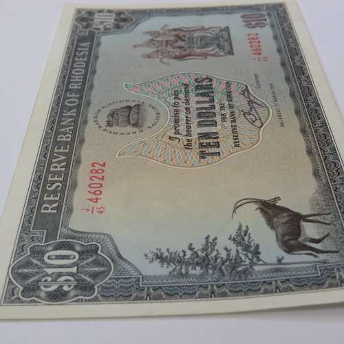 Reserve Bank of Rhodesia Ten Dollars 1 March 1976 AU+ with light creasing