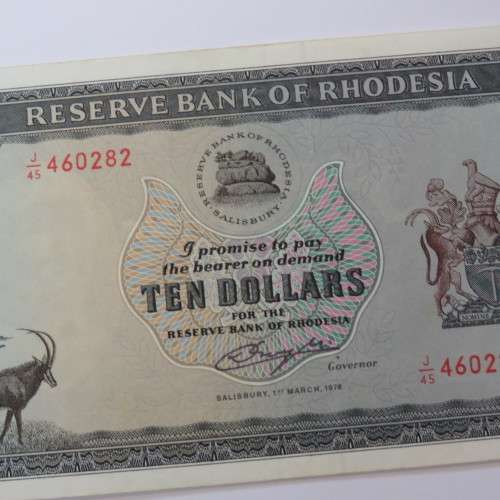 Reserve Bank of Rhodesia Ten Dollars 1 March 1976 AU+ with light creasing