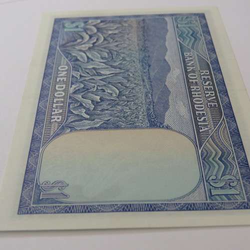 Reserve Bank of Rhodesia One Dollar 2 August 1979 uncirculated with centre fold