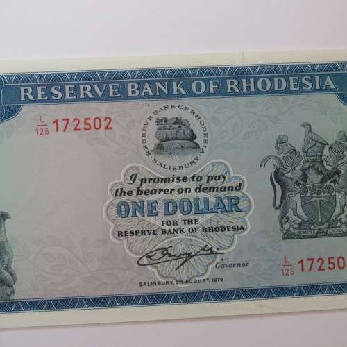 Reserve Bank of Rhodesia One Dollar 2 August 1979 uncirculated with centre fold