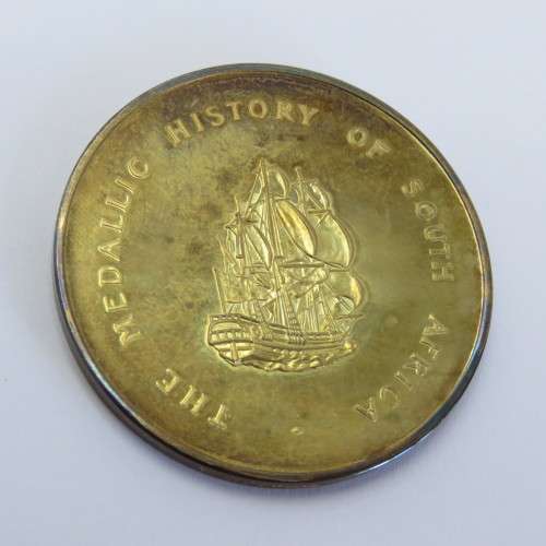 Sterling silver medallion Van Riebeeck lands in the Cape 1652