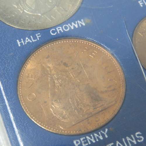 Great Britain coin set with last Pound, shilling, penny coins and First Decimal coins - uncirculated