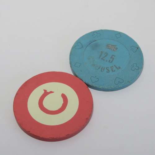 Lot of 2 vintage gambling tokens