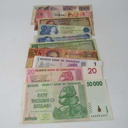 Lot of 10 World banknotes - some uncirculated