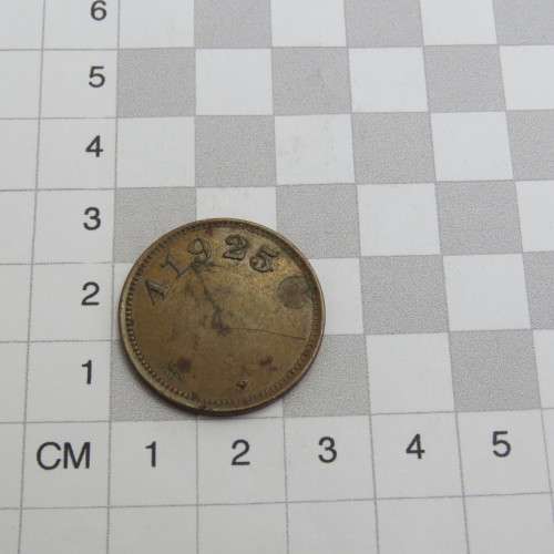 41925 token scarce variety no hole in middle - No denomination