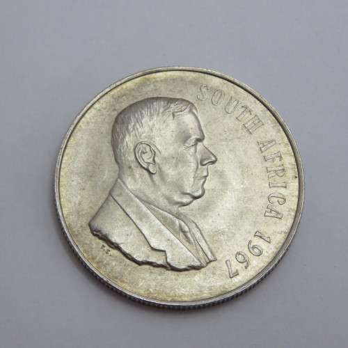 1967 South Africa R1 Variation - Half moon on horn - I have only seen a couple