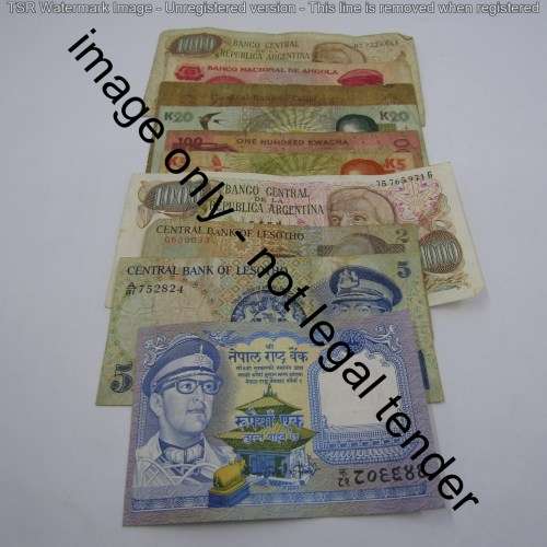 Lot of 10 old world banknotes