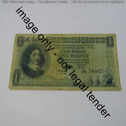 Lot of 10 old banknotes - most from Africa