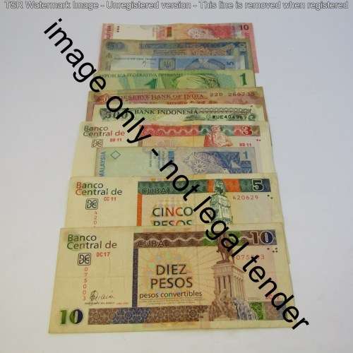 Lot of 10 world banknotes
