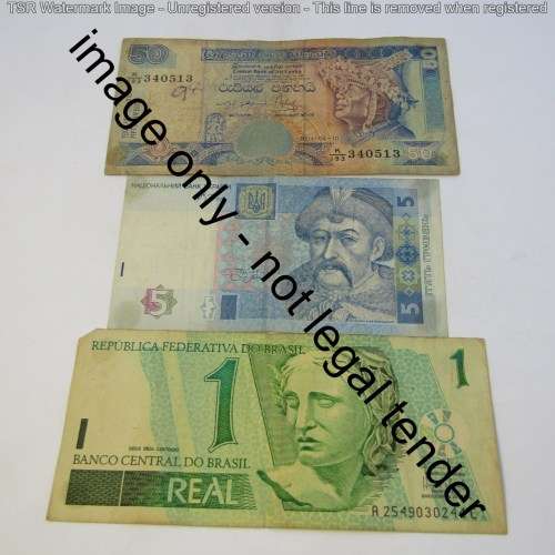 Lot of 10 world banknotes