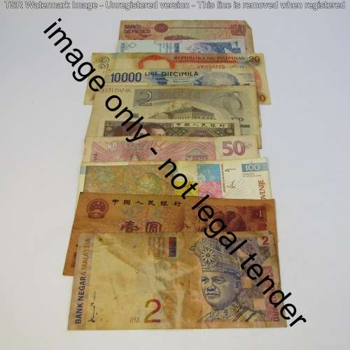 Lot of 10 world banknotes