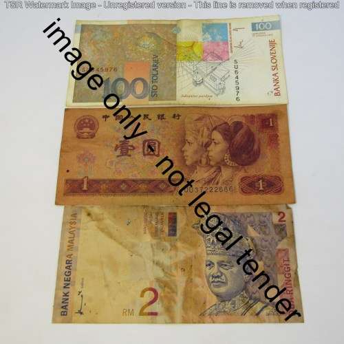 Lot of 10 world banknotes