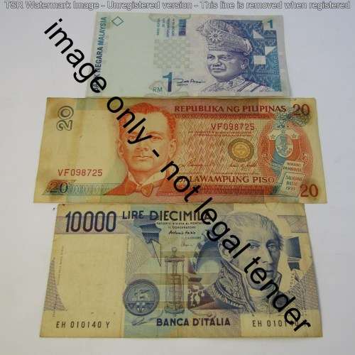 Lot of 10 world banknotes
