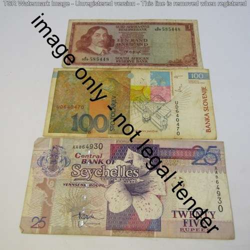 Lot of 10 world banknotes