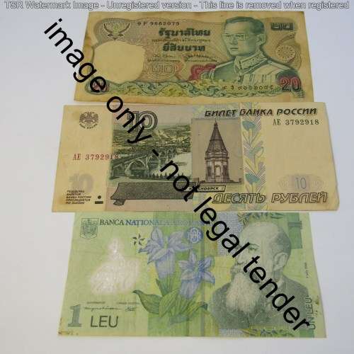 Lot of 10 world banknotes