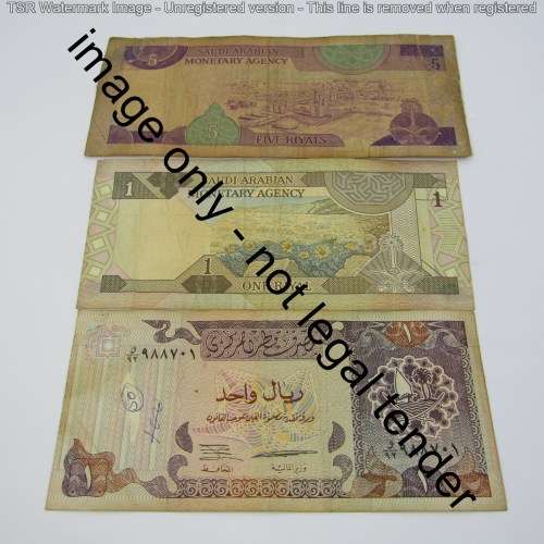 Lot of 10 world banknotes
