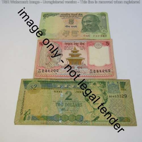 Lot of 10 world banknotes