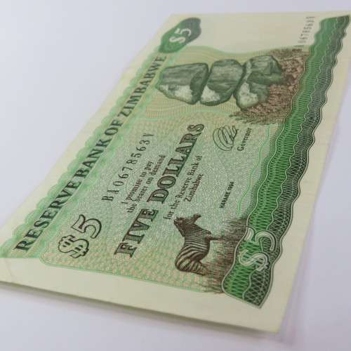Zimbabwe $5 Harare 1994 ZW 15 folds and creases