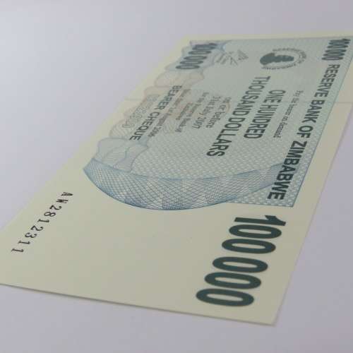 Zimbabwe $100000 bearer cheque 1 August 2006 uncirculated ZW 82