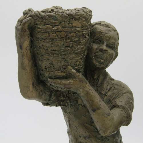 Set Bronzed resin sculptures of winemakers by Miriam Schwartz - 29.5cm