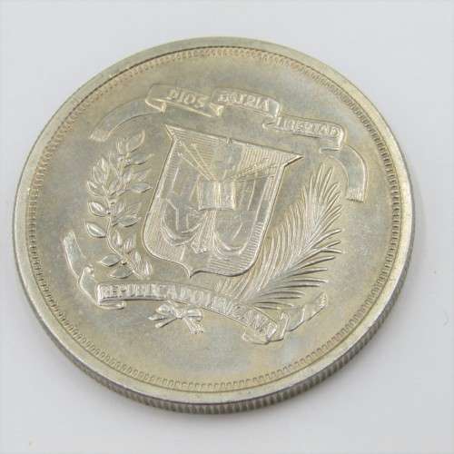 1980 Dominican Republic Crown Size DUARTE coin - only 20000 minted
