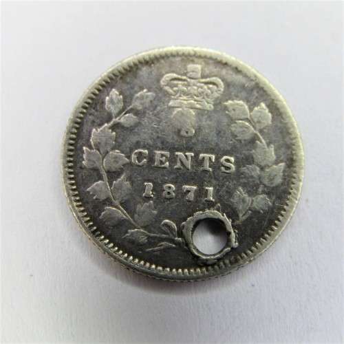 1871 Canada 5 cent - holed