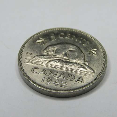 1942 Canada 5 cent - AU with lustre
