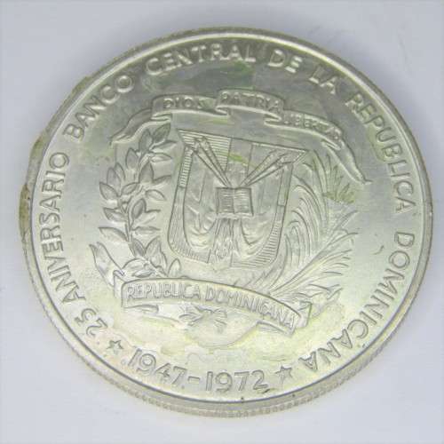 1972 Dominican Republic Silver 1 Peso crown size coin