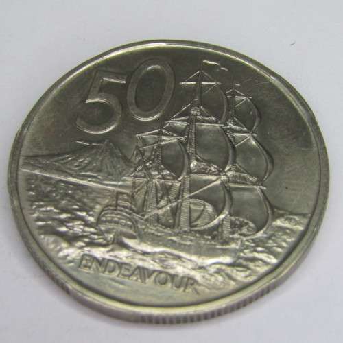 1970 New Zealand 50 Cent - only 30000 minted - AU+