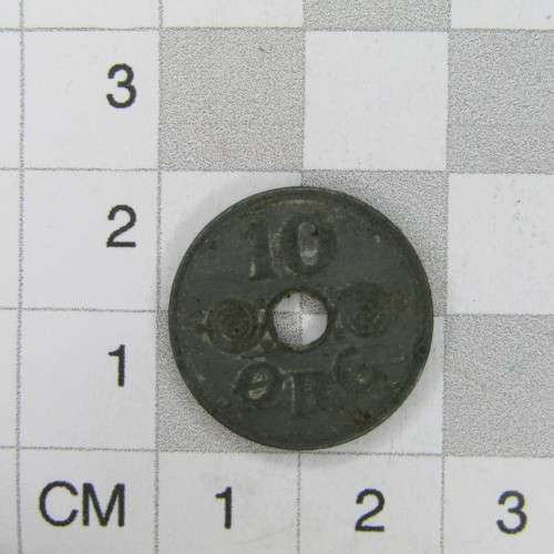 1944 Denmark 10 ORE - zinc