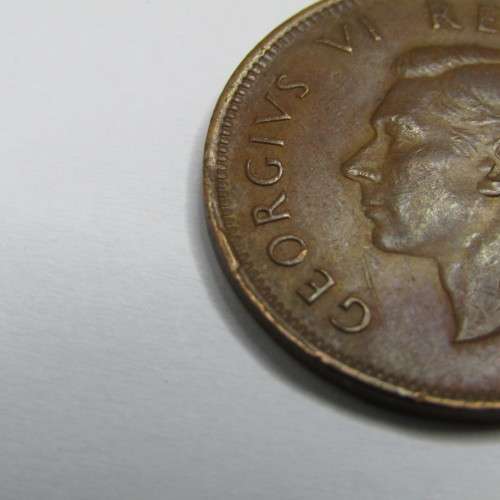 1943 SA Union Half Penny - EF+ - metal flaw obverse
