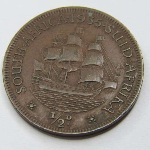 1935 SA Union Half Penny - EF - gash and hole in face