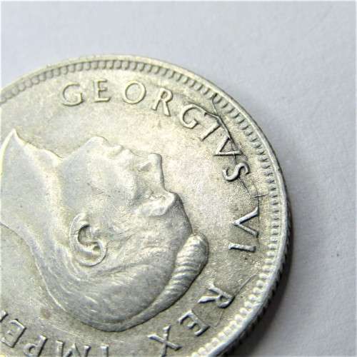 1942 SA Union shilling with badly cracked die obverse - Error coin - aEF