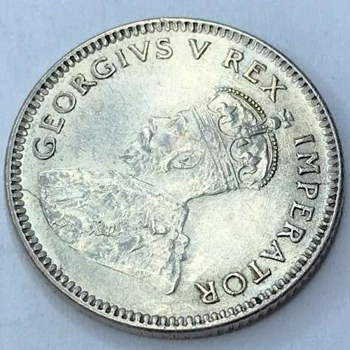 1932 SA Union 6d sixpence - Cracked die marks obverse - VF+/XF
