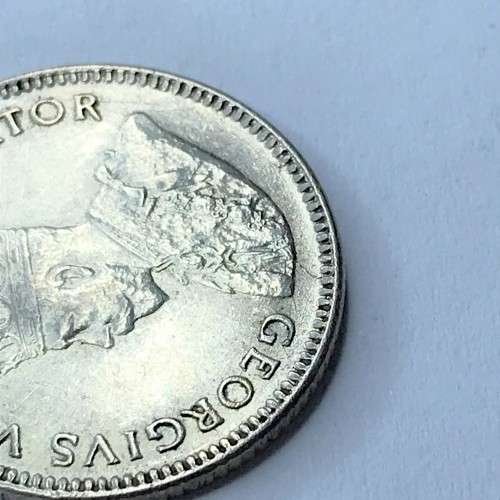 1932 SA Union 6d sixpence - Cracked die marks obverse - VF+/XF