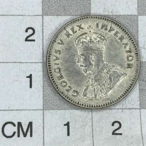 1932 SA Union 6d sixpence - Cracked die marks obverse - VF+/XF